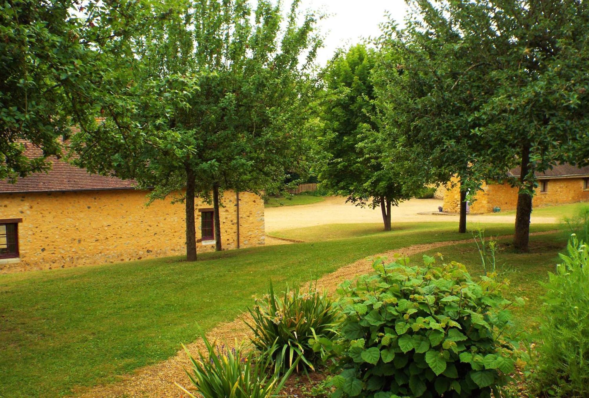 Paulanosa Gite Asnieres-sur-Vegre Luaran gambar